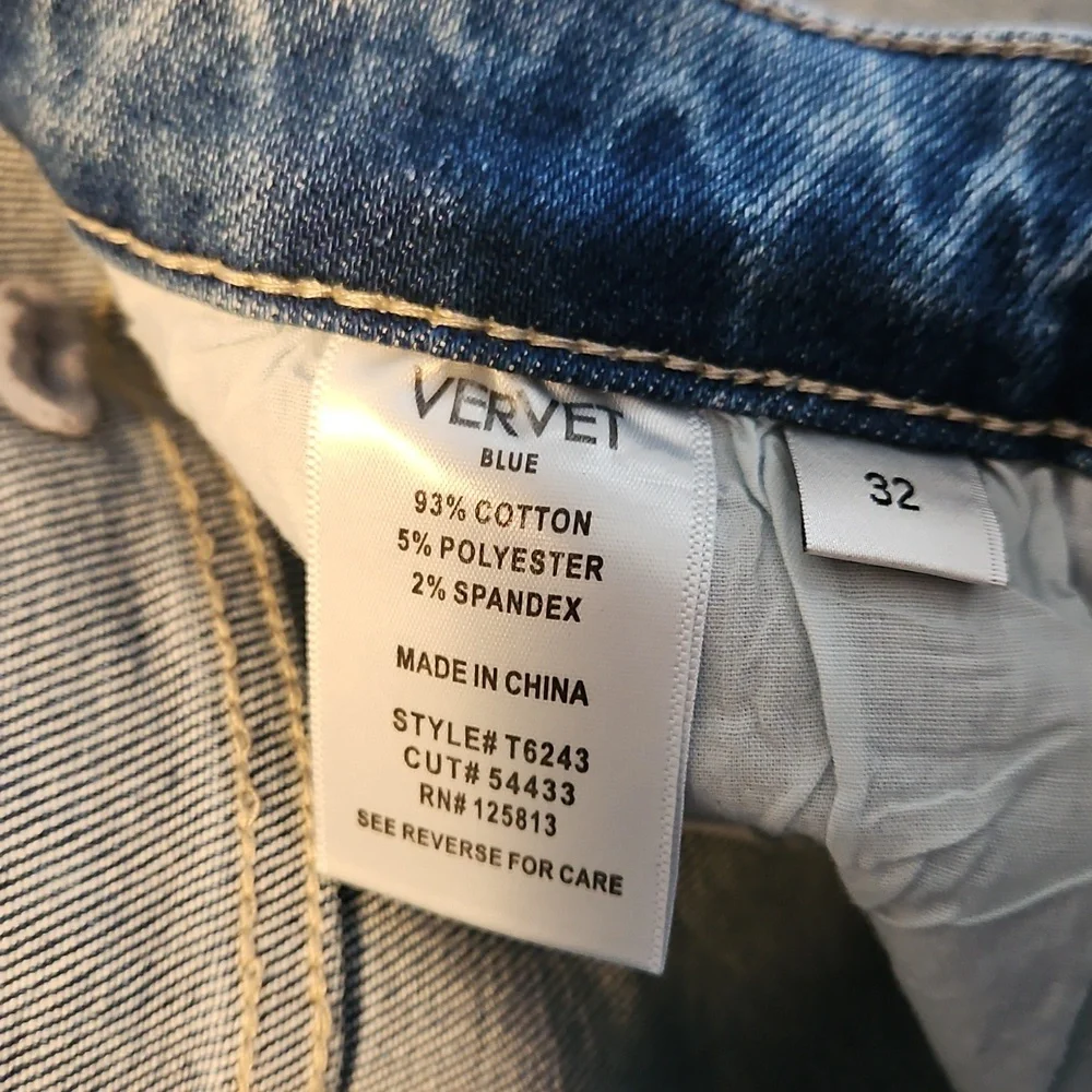 NWT Vici Forver Legendary Mid Rise Flare Women's Jeans - Picture 14 of 16